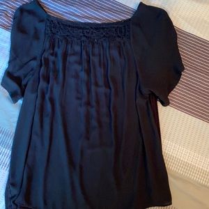 Loft flutter sleeve blouse